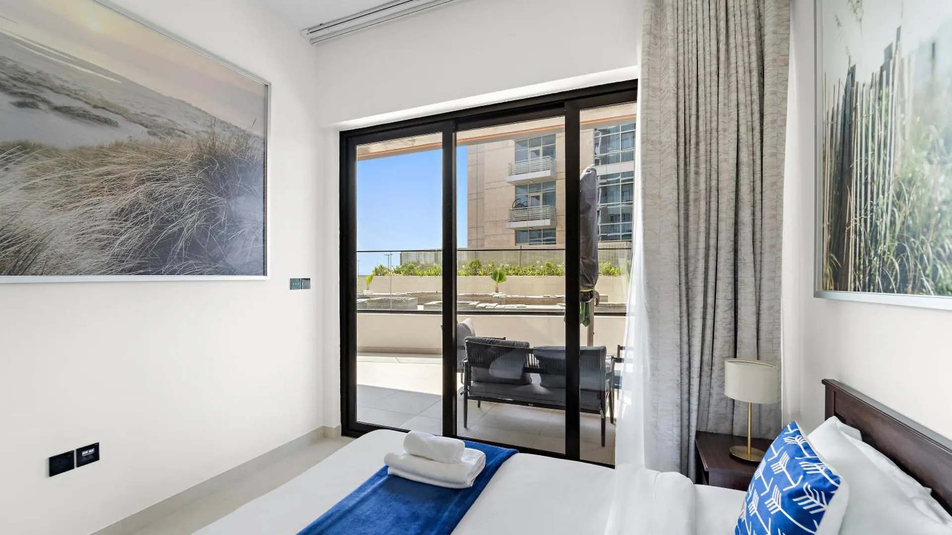 Elegant 1-Bedroom Apartment Dubai