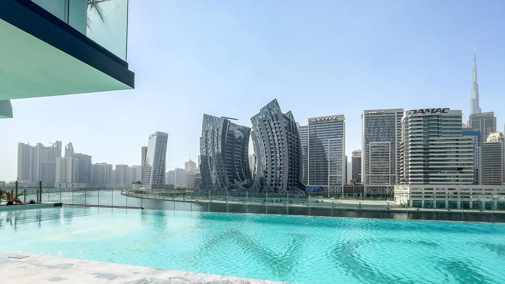 Elegant 1-Bedroom Apartment Dubai