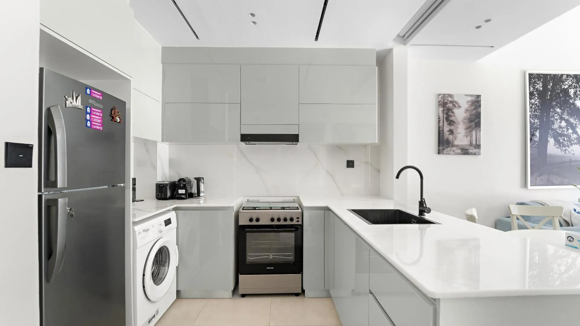 Elegant 1-Bedroom Apartment Dubai United Arab Emirates